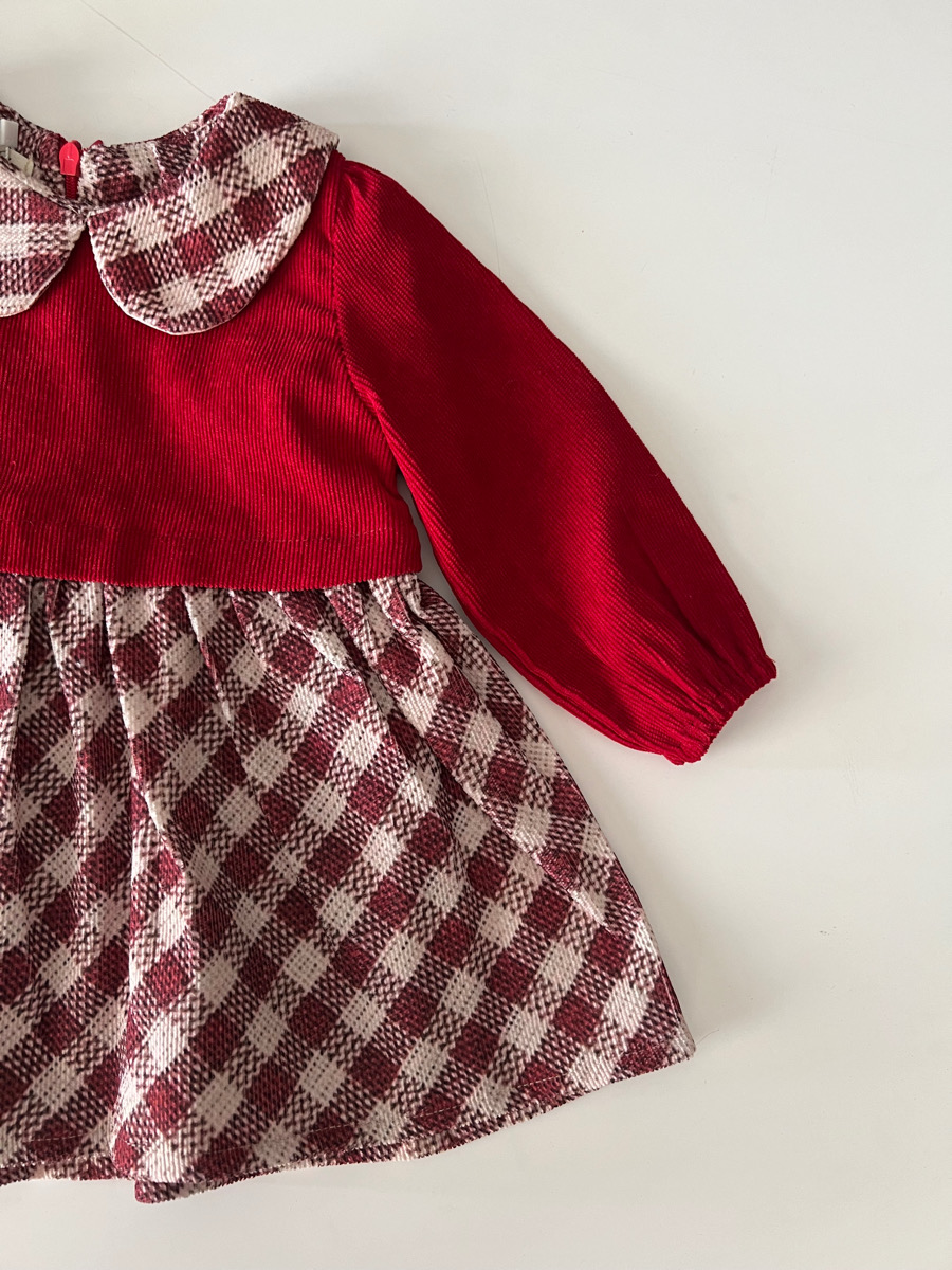 پیراهن قرمز دامن چهارخونه