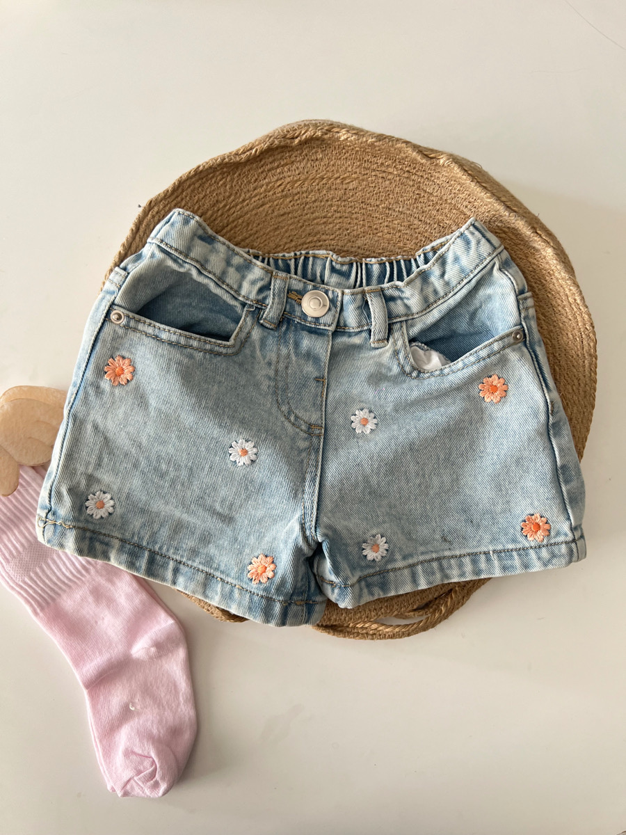 شلوارک جین گل گلی