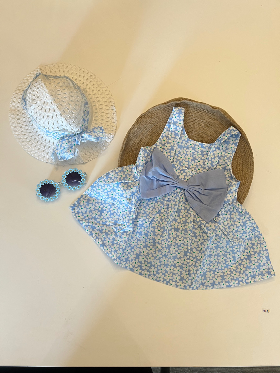 پیراهن ابی با کلاه